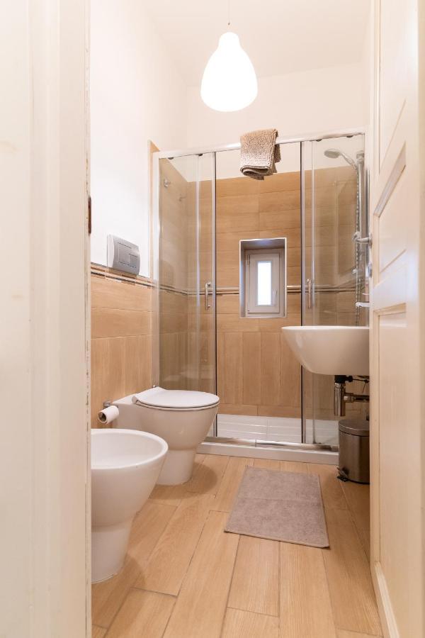 Four Luxury Apartment Palermo Exterior photo